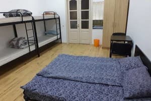 Хостел Alabama. Апартаменты 6-местный А2 3