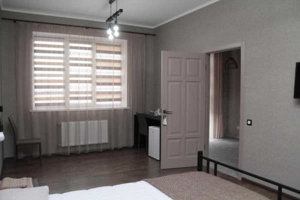 Chayka Home Hotel 22