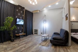 Квартира Rent Kiev ул. Антоновича 12. RentKiev ул. Прорезная 21 3