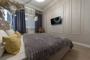 Квартира на ул. Крещатик 25. Апартаменты 7-местный  6